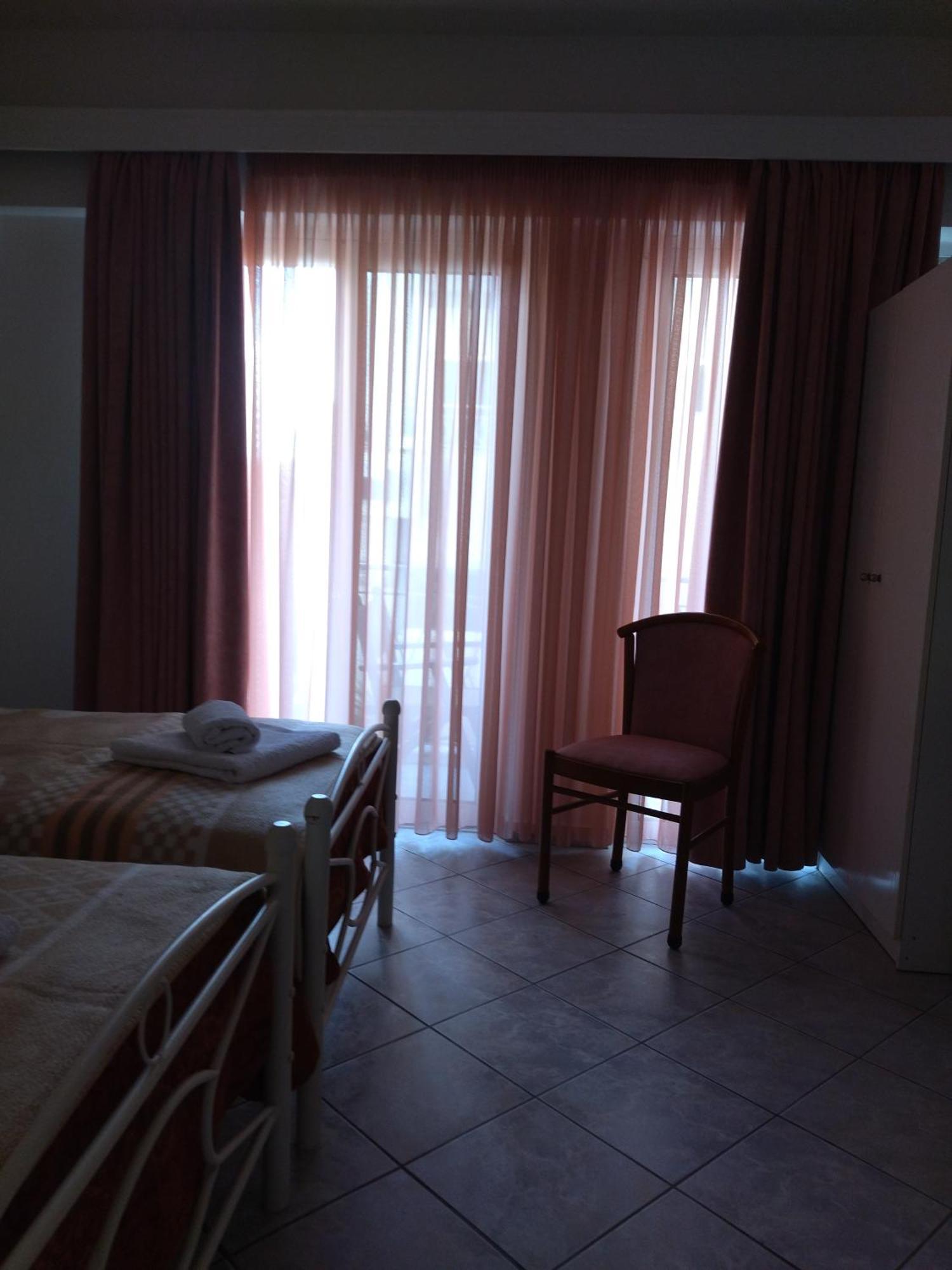 Chrisi Akti Hotel นาฟปาคตอส ห้อง รูปภาพ