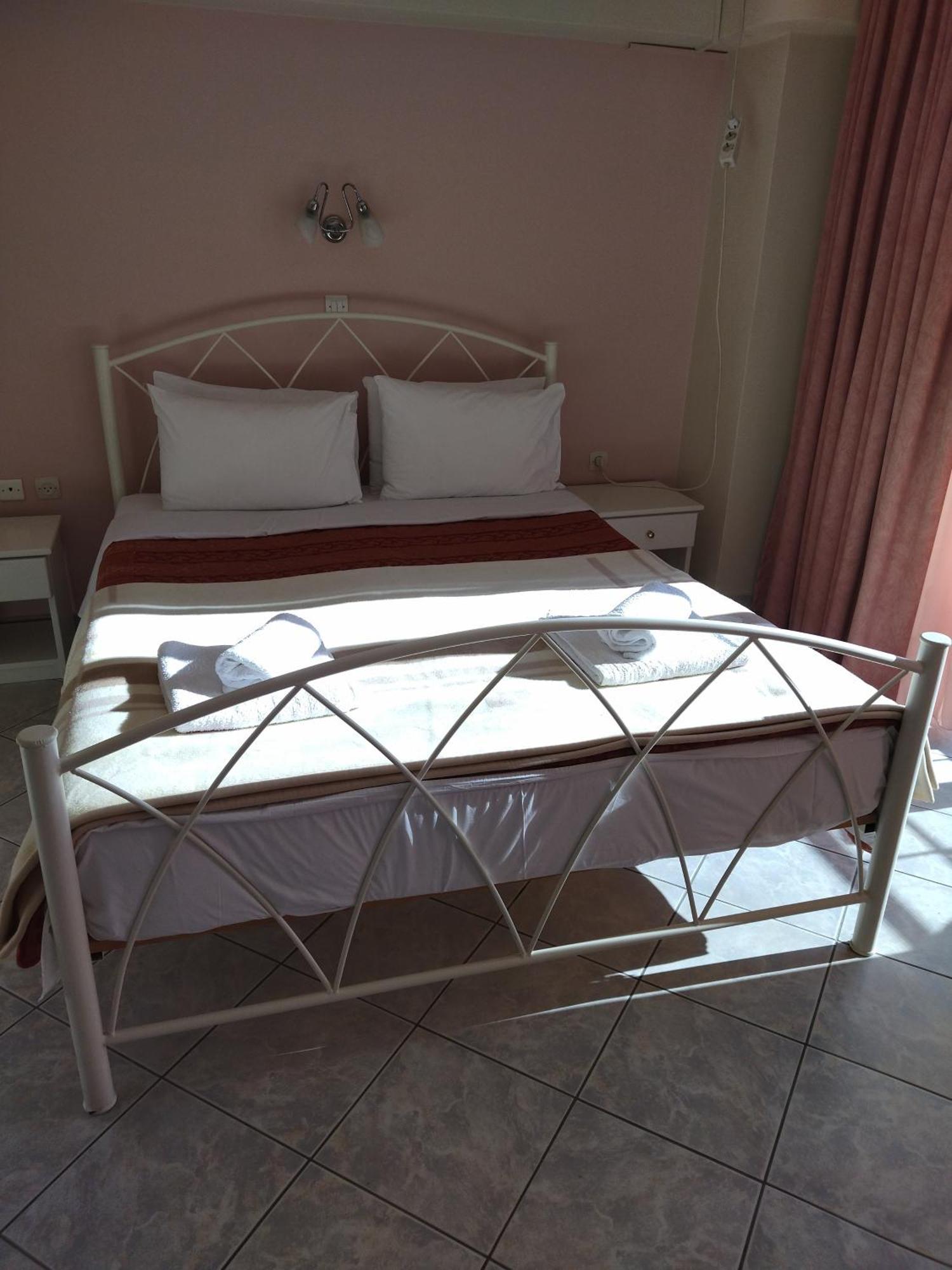 Chrisi Akti Hotel นาฟปาคตอส ห้อง รูปภาพ