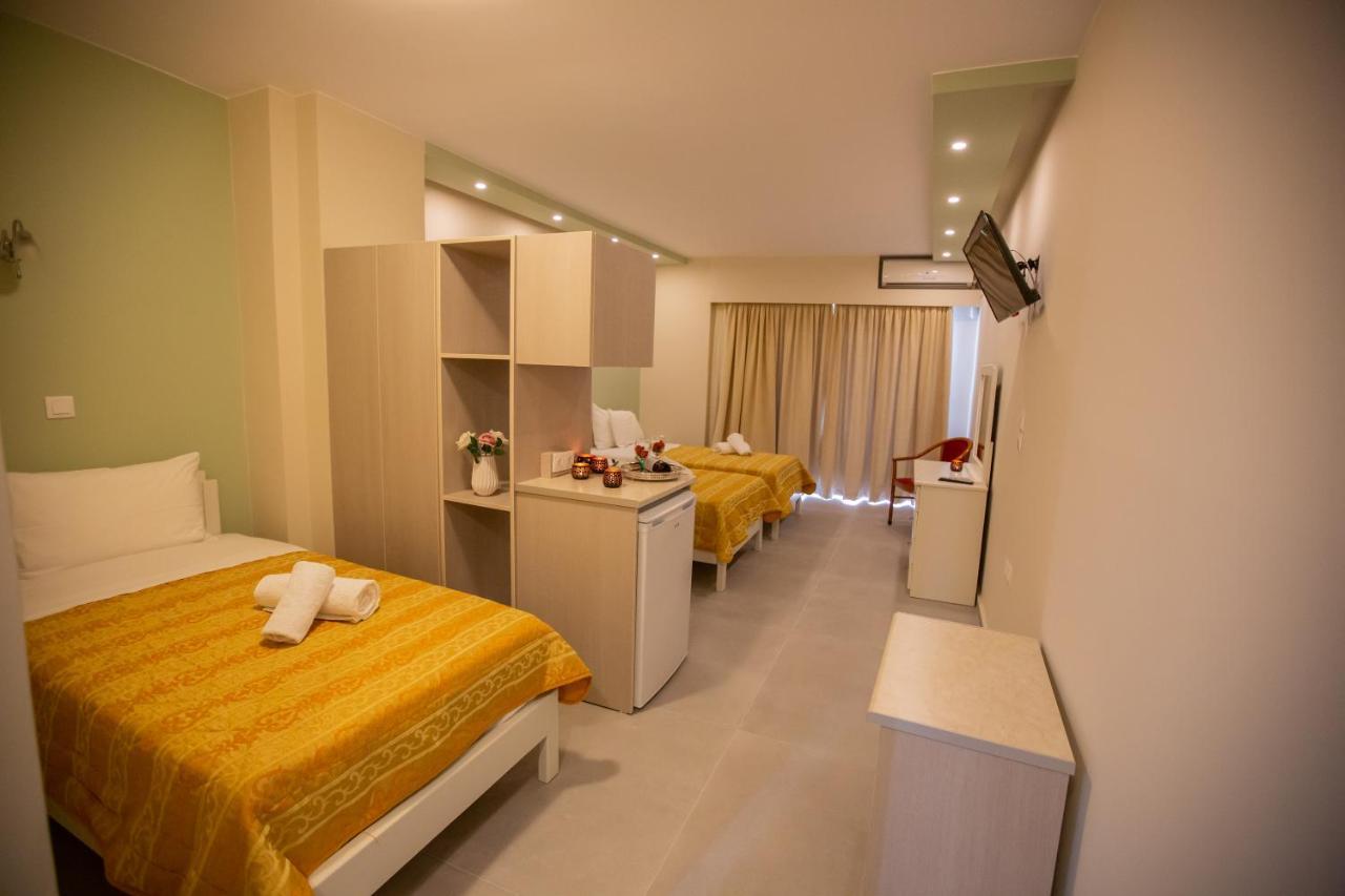 Chrisi Akti Hotel นาฟปาคตอส ภายนอก รูปภาพ