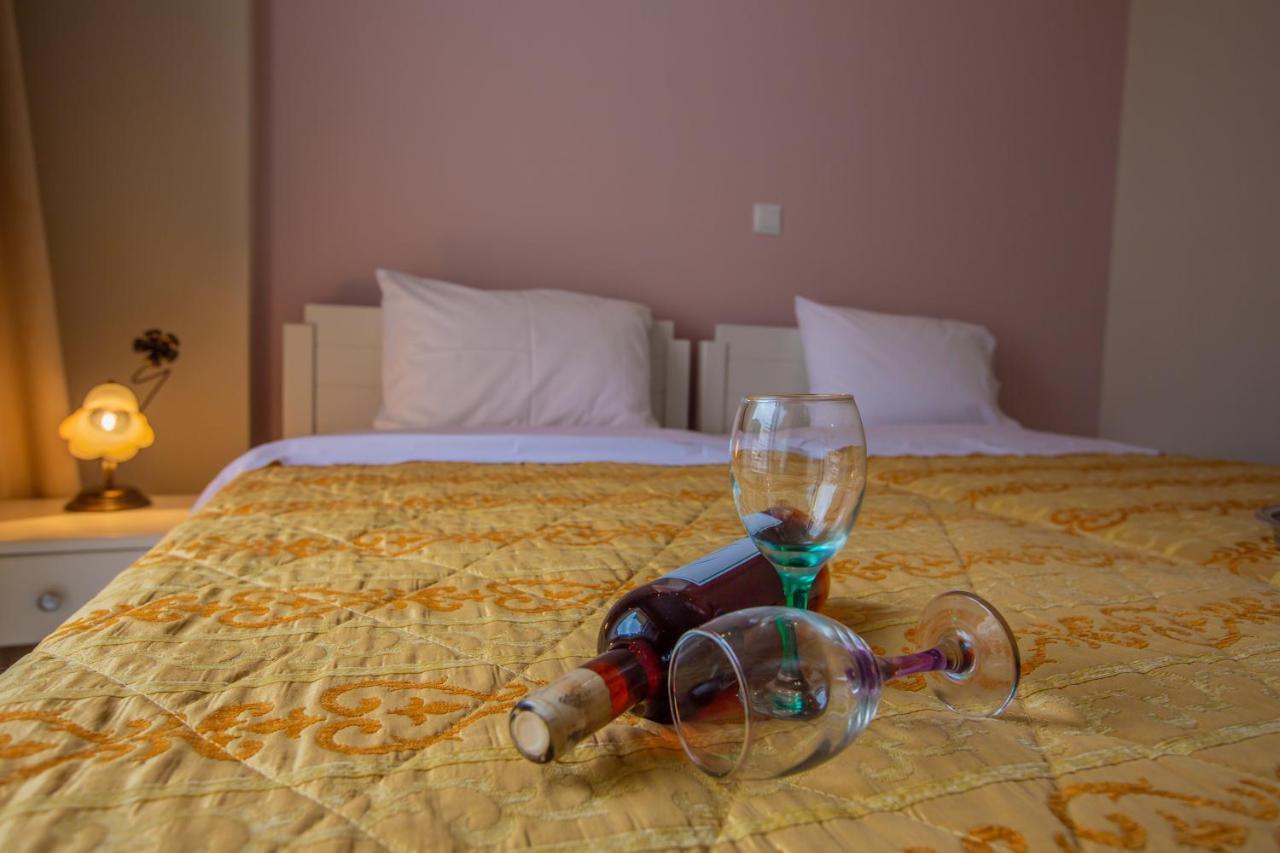 Chrisi Akti Hotel นาฟปาคตอส ภายนอก รูปภาพ