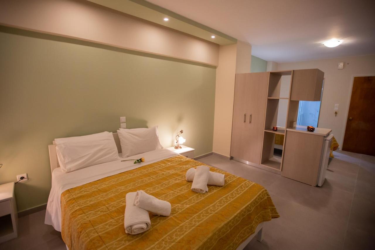 Chrisi Akti Hotel นาฟปาคตอส ภายนอก รูปภาพ