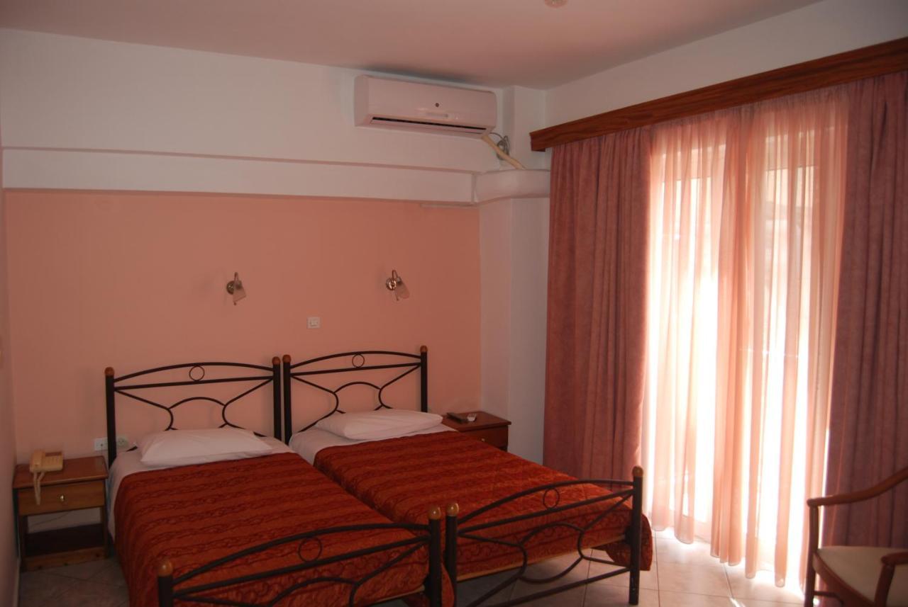 Chrisi Akti Hotel นาฟปาคตอส ภายนอก รูปภาพ